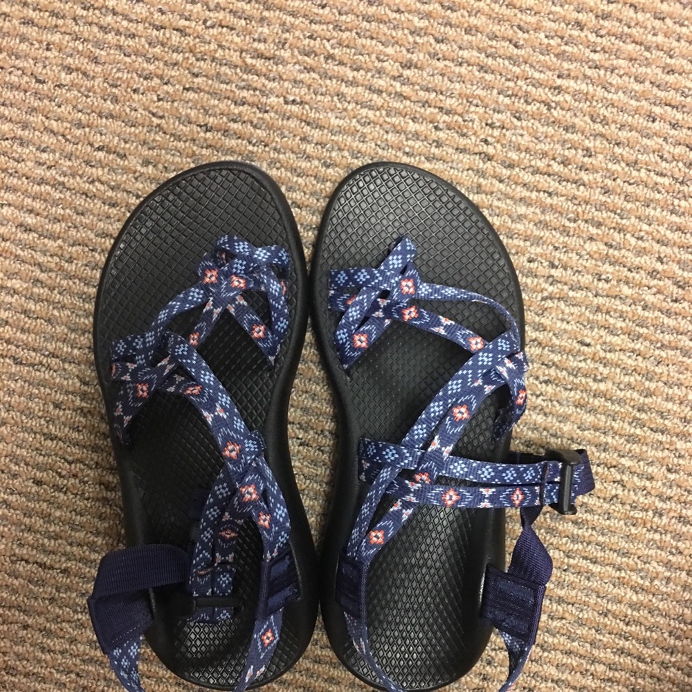 Size Women’s 7 Chaco Sandal